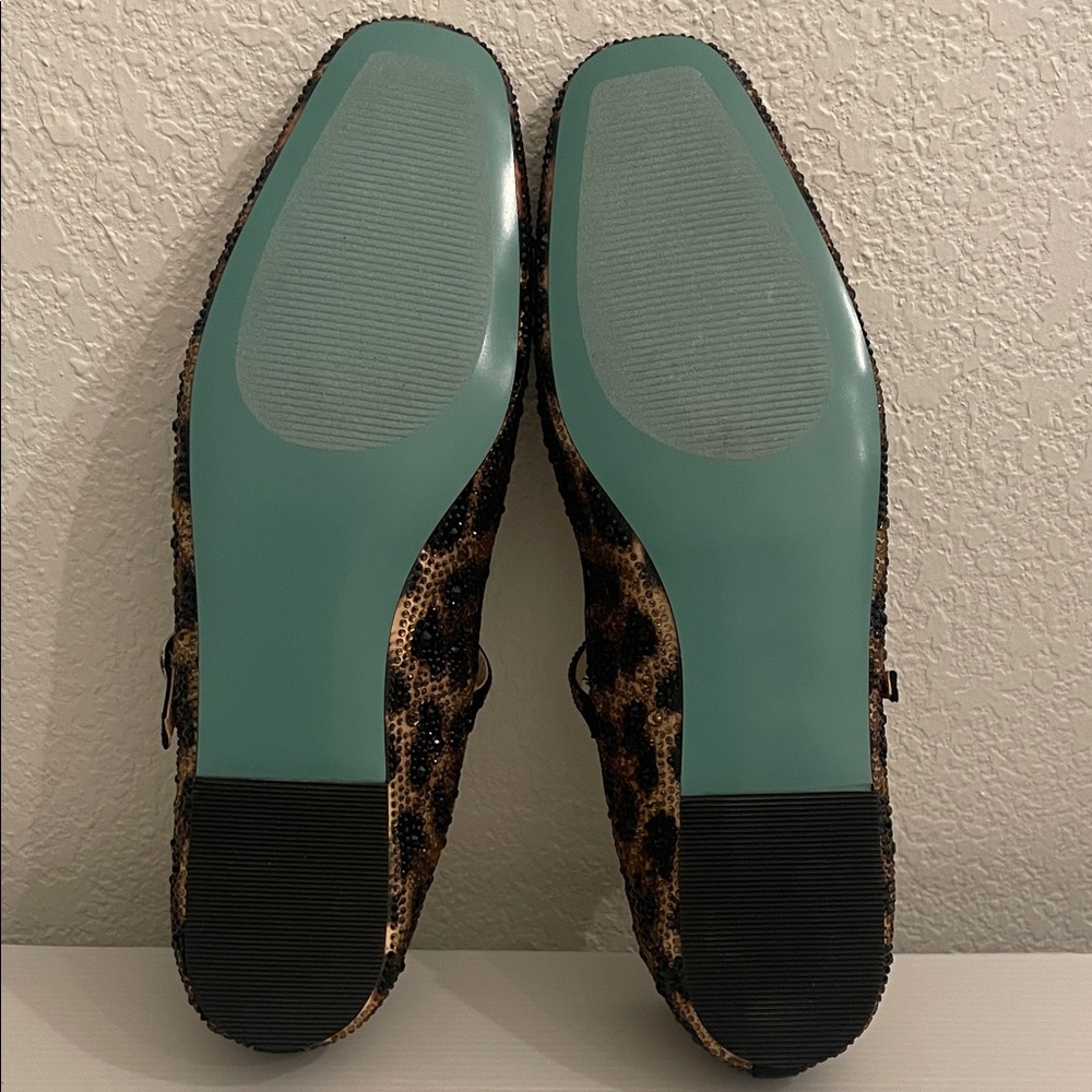 Betsey Johnson Women’s Lorel Leopard Print Mary Jane Ballet Flats - Picture 11 of 16